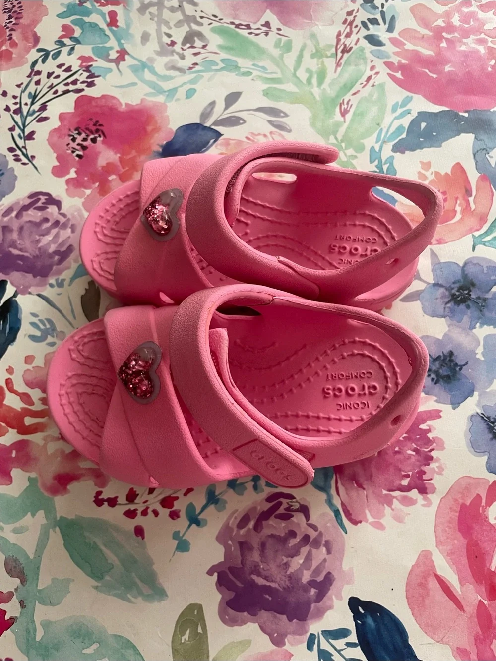 Crocs Kids' Classic Cross Strap Charm Sandals